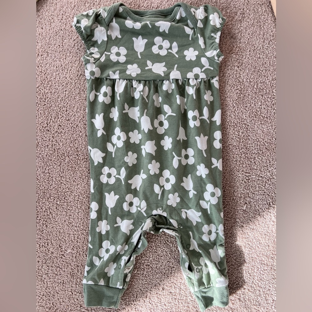 Cat and Jack Cute Spring St. Patrick’s outfit NWOT